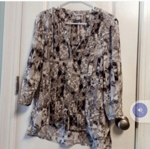 H & M Stylish Black White Women's Patterned Top 10 Pearl Buttons Career Office